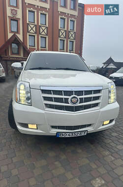 Cadillac Escalade 2013