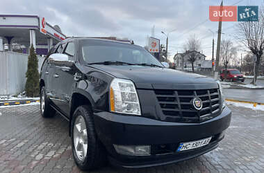 Внедорожник / Кроссовер Cadillac Escalade 2007 в Черновцах