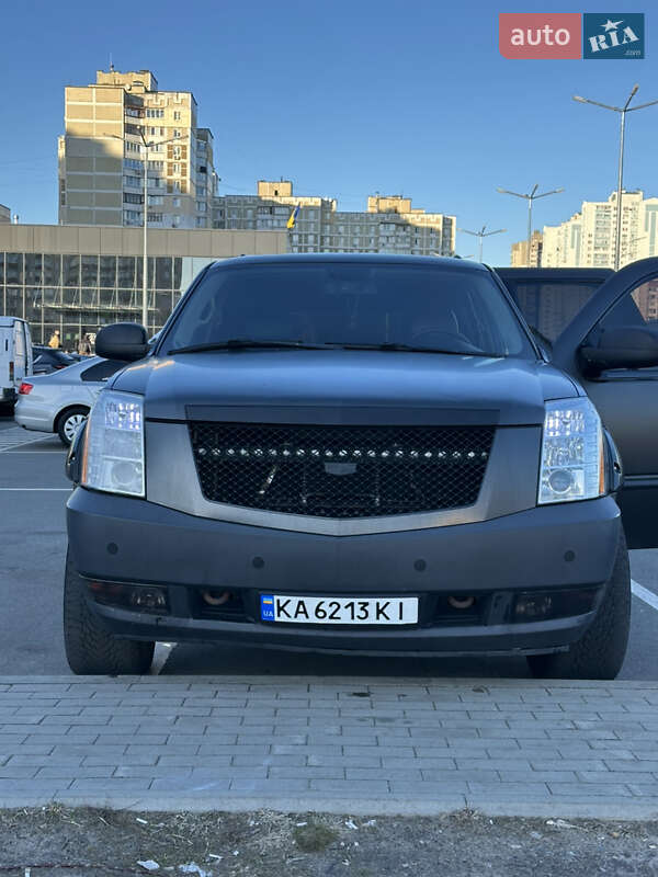 Внедорожник / Кроссовер Cadillac Escalade 2008 в Киеве