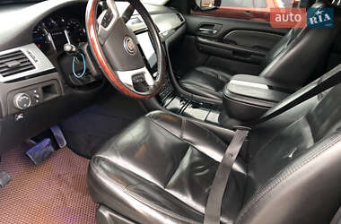 Позашляховик / Кросовер Cadillac Escalade 2007 в 