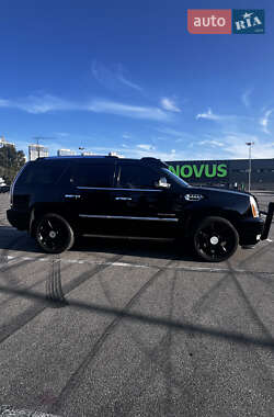 Внедорожник / Кроссовер Cadillac Escalade 2008 в Киеве