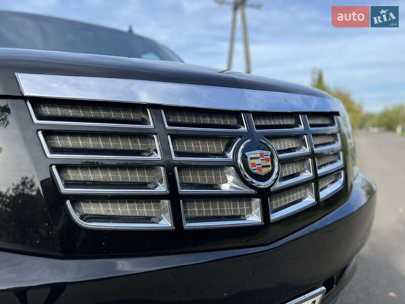 Внедорожник / Кроссовер Cadillac Escalade 2013 в Днепре фото 3 Внедорожник / Кроссовер Cadillac Escalade 2013 в Днепре