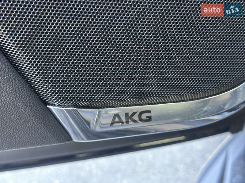 Внедорожник / Кроссовер Cadillac Escalade 2023 в Киеве фото 10 Внедорожник / Кроссовер Cadillac Escalade 2023 в Киеве