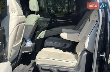 Внедорожник / Кроссовер Cadillac Escalade 2023 в 