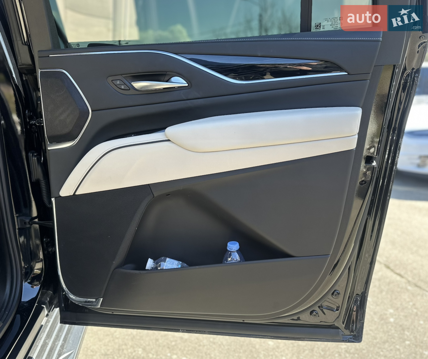 2023 Cadillac Escalade - мініатюра 36