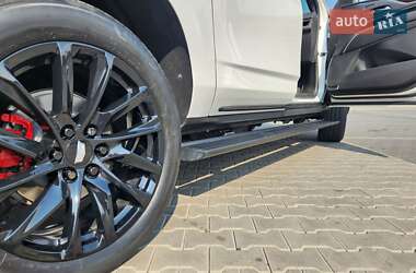 Внедорожник / Кроссовер Cadillac Escalade 2022 в 