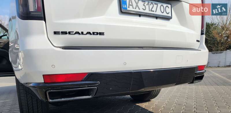 Внедорожник / Кроссовер Cadillac Escalade 2022 в Киеве