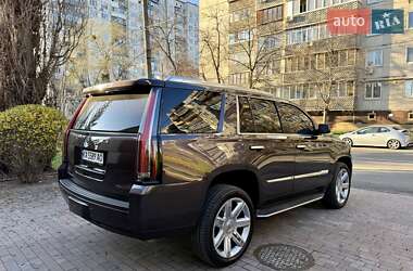 Внедорожник / Кроссовер Cadillac Escalade 2014 в 