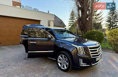 Внедорожник / Кроссовер Cadillac Escalade 2014 в 