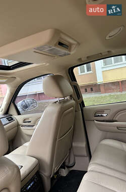 Внедорожник / Кроссовер Cadillac Escalade 2011 в 
