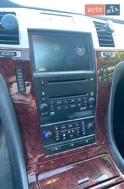 Позашляховик / Кросовер Cadillac Escalade 2008 в 