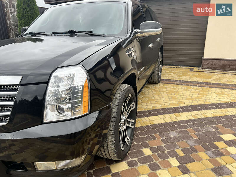 Внедорожник / Кроссовер Cadillac Escalade 2008 в Киеве