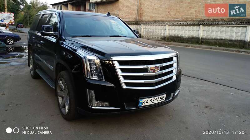 Позашляховик / Кросовер Cadillac Escalade 2017 в Києві