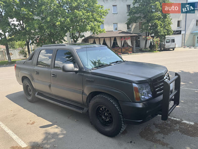 Пикап Cadillac Escalade 2002 в Ивано-Франковске