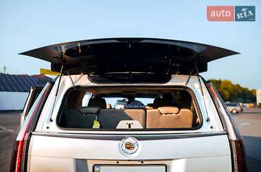 Внедорожник / Кроссовер Cadillac Escalade 2014 в 