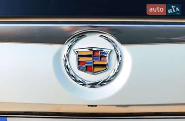 Внедорожник / Кроссовер Cadillac Escalade 2014 в 
