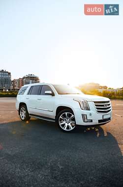 Cadillac Escalade 2014