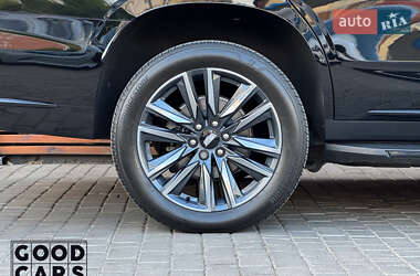 Внедорожник / Кроссовер Cadillac Escalade 2021 в 