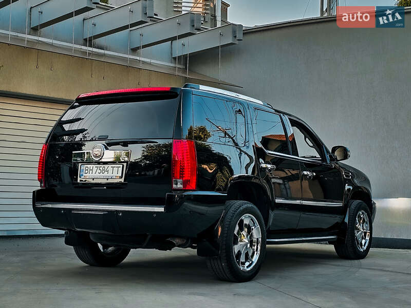 Внедорожник / Кроссовер Cadillac Escalade 2007 в Одессе фото 24 Внедорожник / Кроссовер Cadillac Escalade 2007 в Одессе