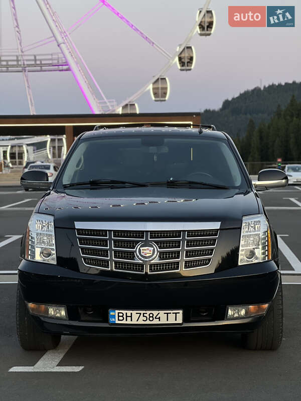Внедорожник / Кроссовер Cadillac Escalade 2007 в Одессе фото 32 Внедорожник / Кроссовер Cadillac Escalade 2007 в Одессе