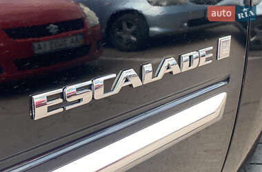 Внедорожник / Кроссовер Cadillac Escalade 2008 в 