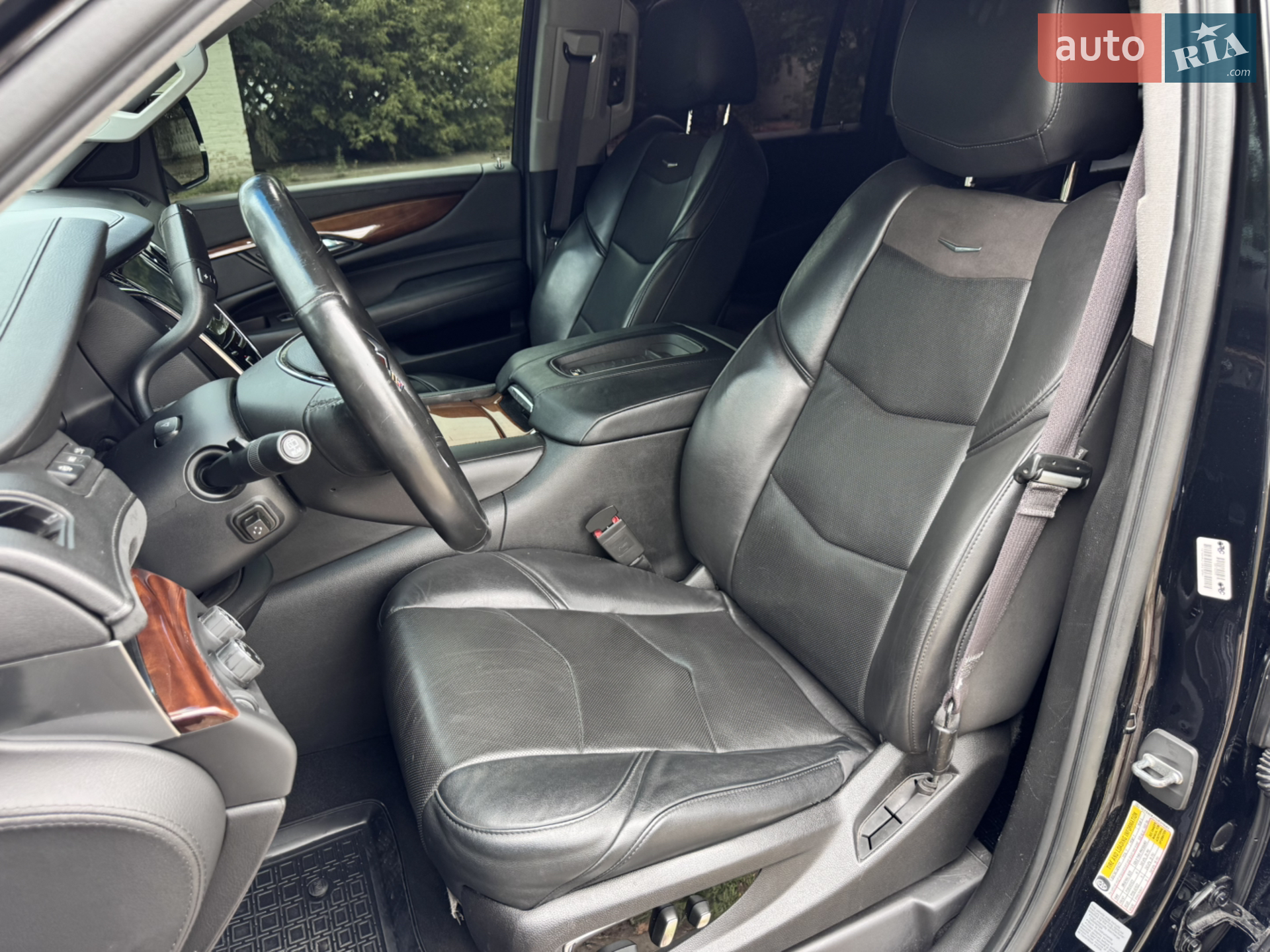 2016 Cadillac Escalade - мініатюра 15
