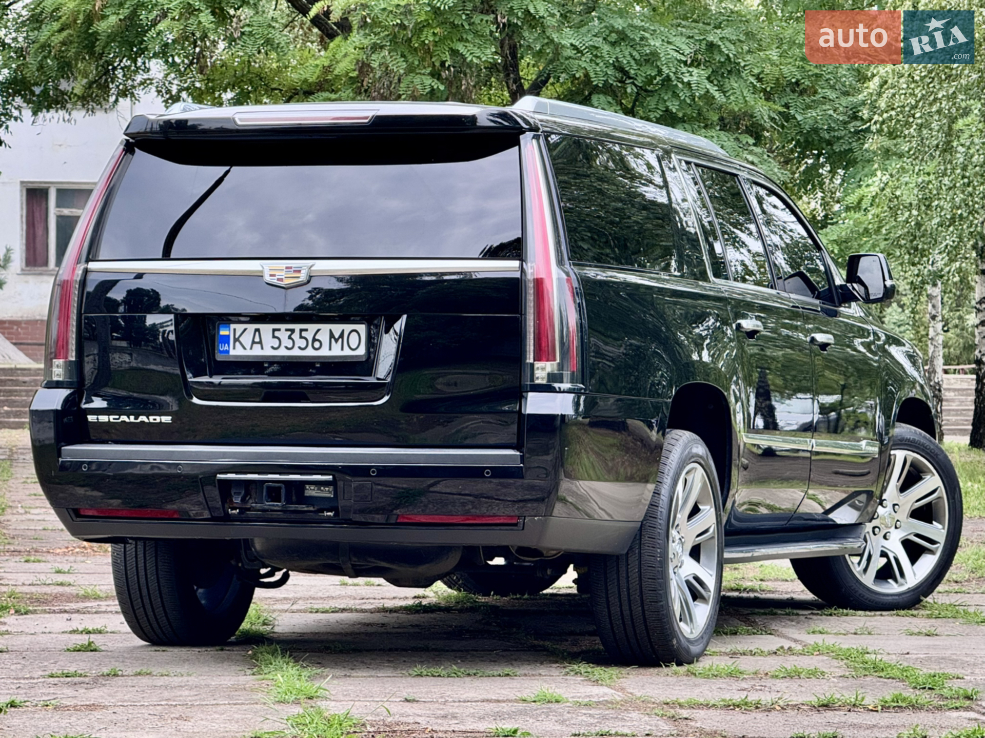 2016 Cadillac Escalade - мініатюра 12