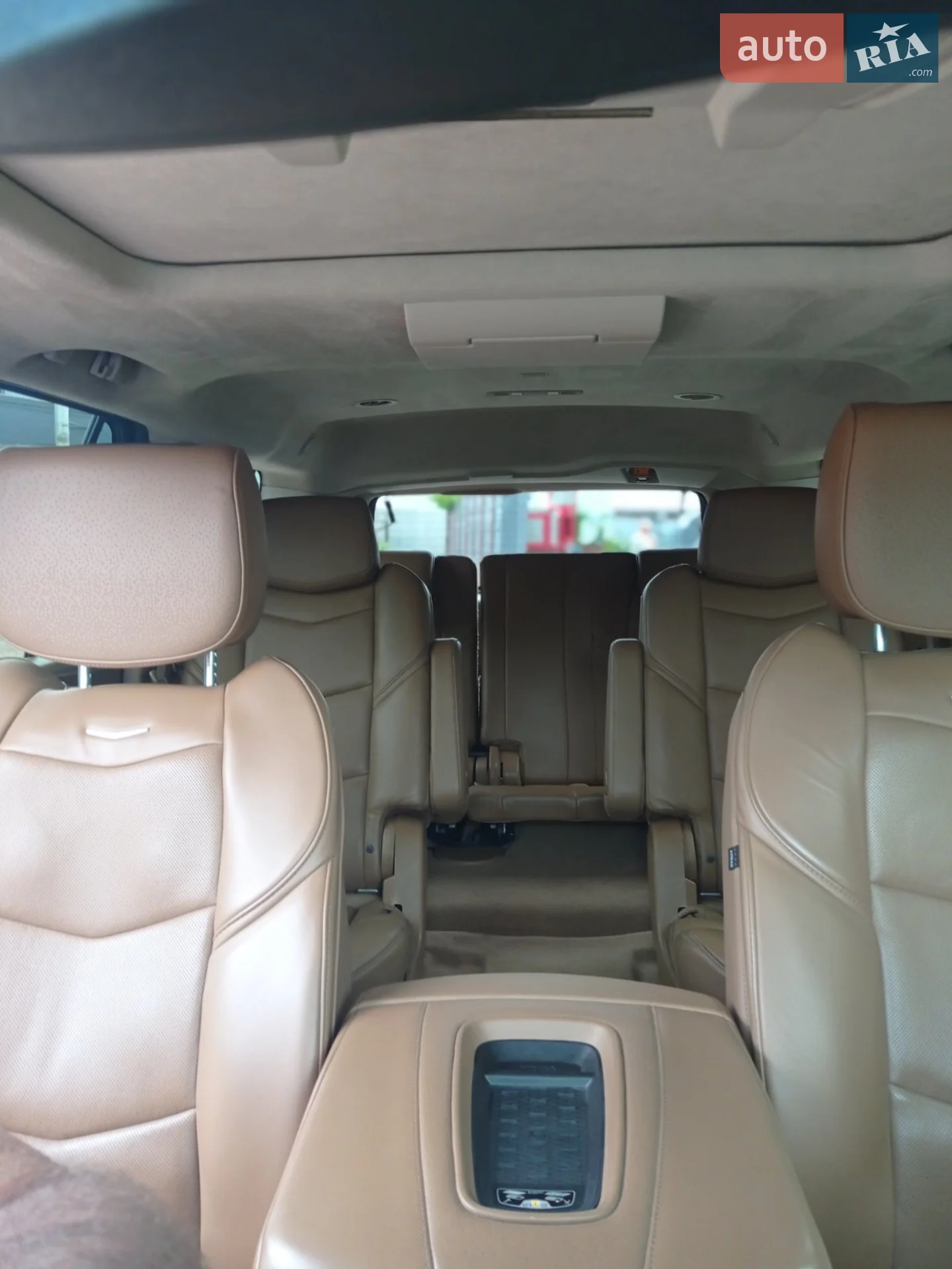2016 Cadillac Escalade - мініатюра 24