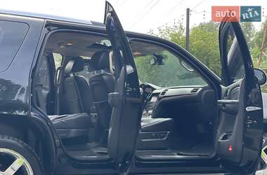 Внедорожник / Кроссовер Cadillac Escalade 2008 в 