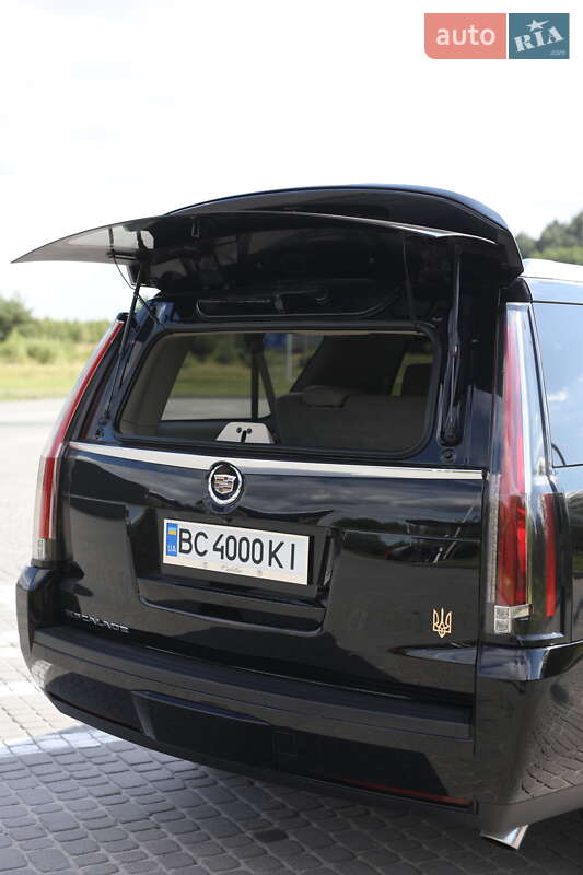Внедорожник / Кроссовер Cadillac Escalade 2014 в Львове фото 30 Внедорожник / Кроссовер Cadillac Escalade 2014 в Львове