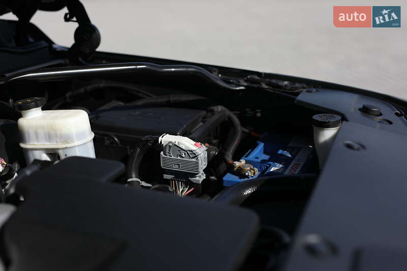 Внедорожник / Кроссовер Cadillac Escalade 2014 в Львове фото 32 Внедорожник / Кроссовер Cadillac Escalade 2014 в Львове