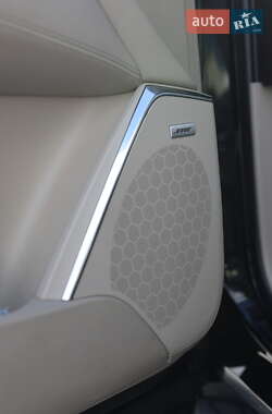 Внедорожник / Кроссовер Cadillac Escalade 2014 в 