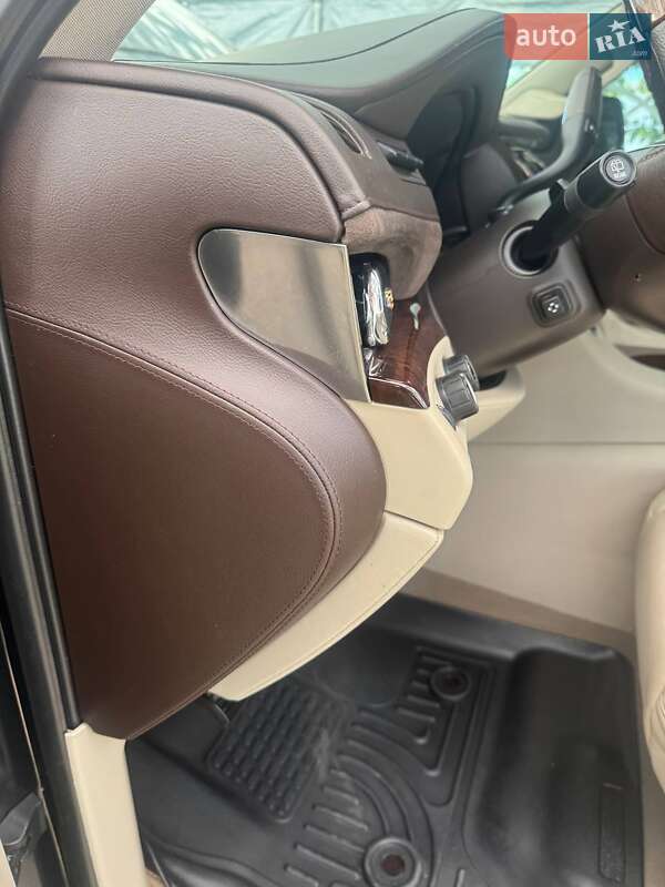 Внедорожник / Кроссовер Cadillac Escalade 2014 в Львове фото 60 Внедорожник / Кроссовер Cadillac Escalade 2014 в Львове