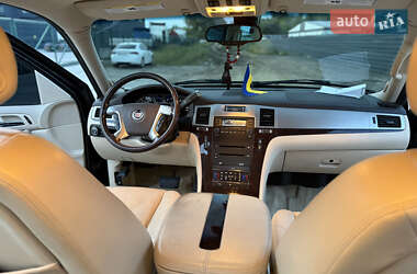 Внедорожник / Кроссовер Cadillac Escalade 2006 в 
