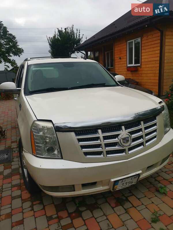 Внедорожник / Кроссовер Cadillac Escalade 2008 в Киеве