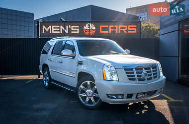 Внедорожник / Кроссовер Cadillac Escalade 2011 в Киеве