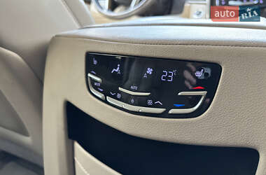 Внедорожник / Кроссовер Cadillac Escalade 2018 в 