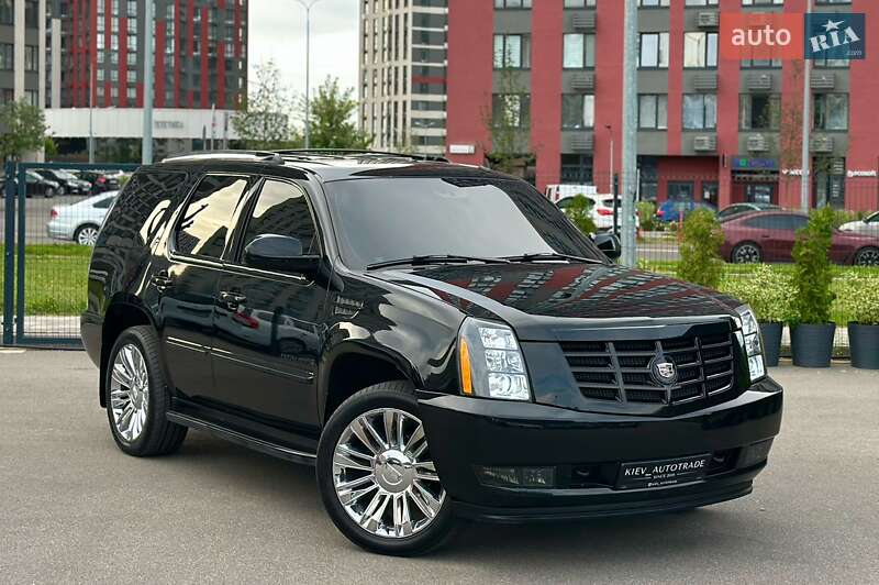 Позашляховик / Кросовер Cadillac Escalade 2007 в Києві