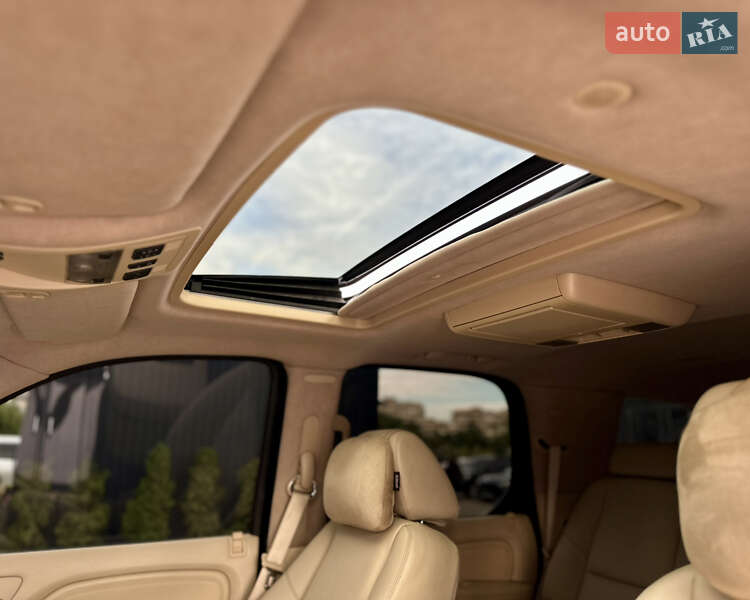 Позашляховик / Кросовер Cadillac Escalade 2007 в Києві