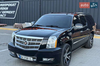 Внедорожник / Кроссовер Cadillac Escalade 2013 в 