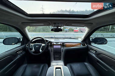 Внедорожник / Кроссовер Cadillac Escalade 2013 в 