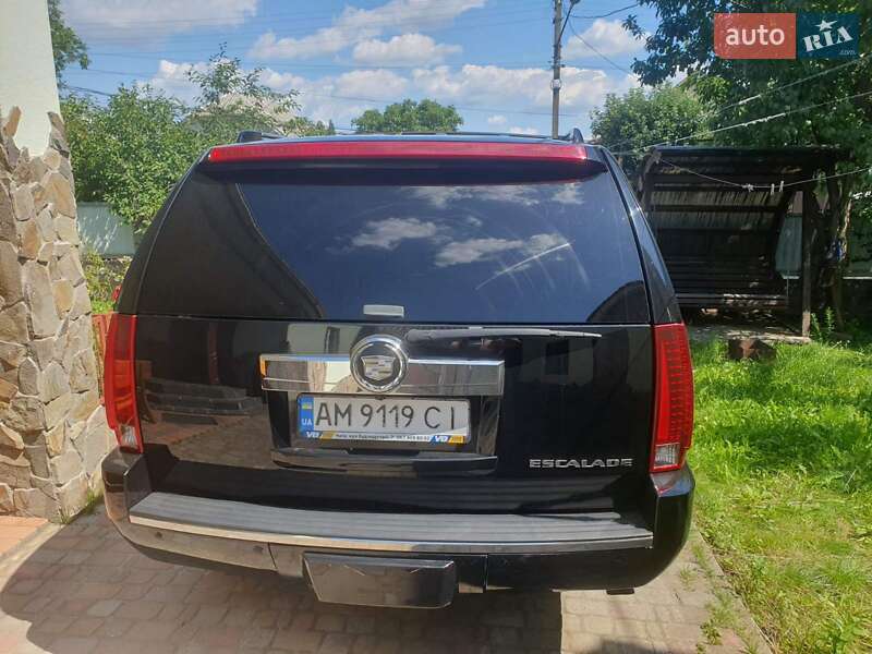 Внедорожник / Кроссовер Cadillac Escalade 2007 в Черкассах