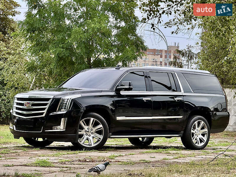 Внедорожник / Кроссовер Cadillac Escalade 2016 в Киеве