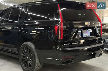 Внедорожник / Кроссовер Cadillac Escalade 2022 в 