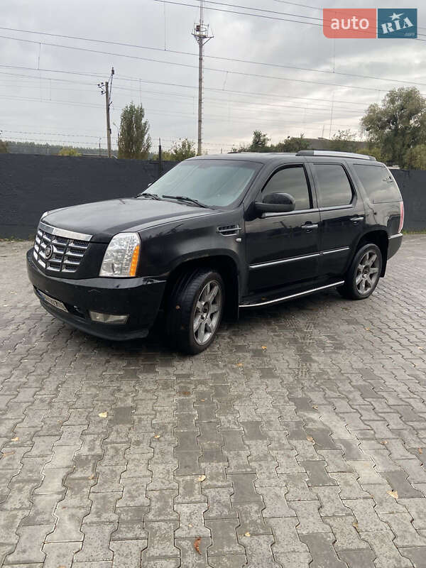 Внедорожник / Кроссовер Cadillac Escalade 2007 в 