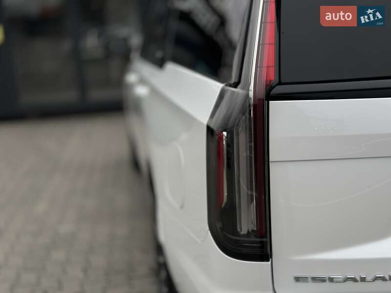 Внедорожник / Кроссовер Cadillac Escalade 2021 в Черновцах