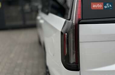 Позашляховик / Кросовер Cadillac Escalade 2021 в 