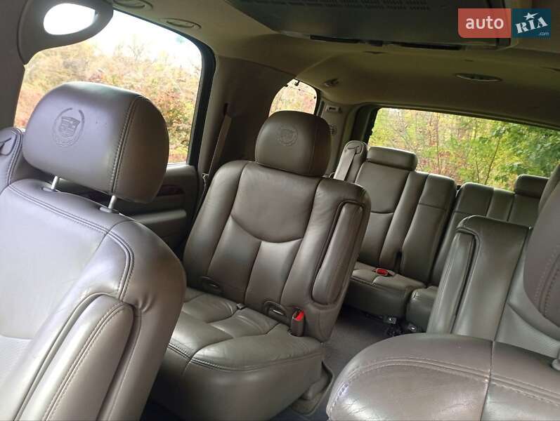 Внедорожник / Кроссовер Cadillac Escalade 2005 в Харькове фото 2 Внедорожник / Кроссовер Cadillac Escalade 2005 в Харькове