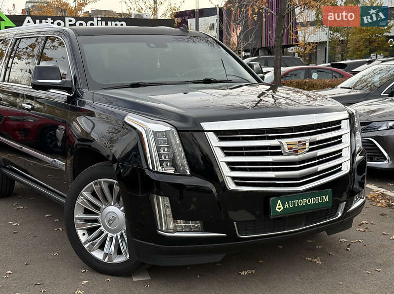 Внедорожник / Кроссовер Cadillac Escalade 2015 в Киеве