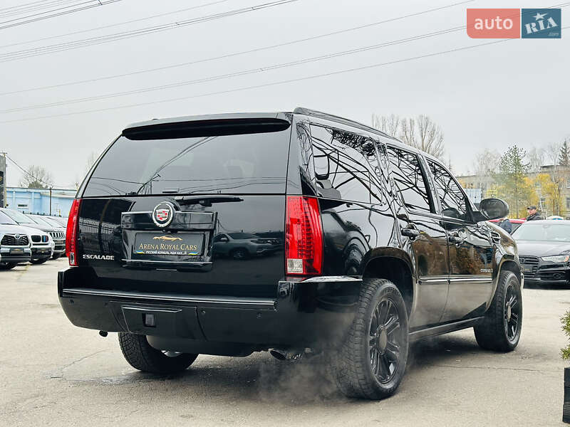 Позашляховик / Кросовер Cadillac Escalade 2008 в Харкові